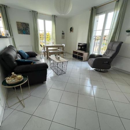 Charmant Appartement Duplex A 5Min De Disney. Magny-le-Hongre Eksteriør bilde